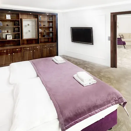 Zlaty Klucik - Golden Key With Luxury Hotel 4*