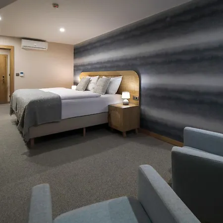 Zlaty Klucik - Golden Key With Luxury 4* Nitra