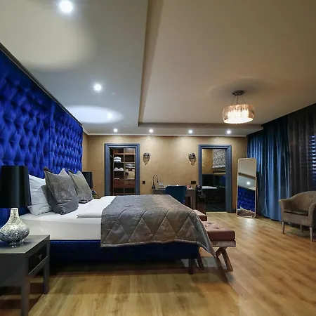 Golden Key, 4 Stars Superior 4* Nitra