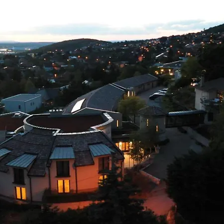Zlaty Klucik - Golden Key With Luxury 4* Nitra