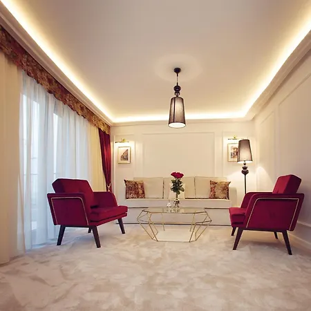 Zlaty Klucik - Golden Key With Luxury 4*