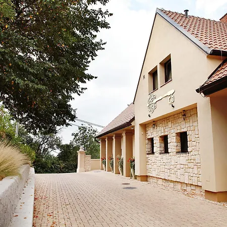 Zlaty Klucik - Golden Key With Luxury Nitra