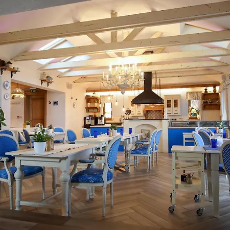 Hotel Zlaty Klucik - Golden Key With Luxury Nitra