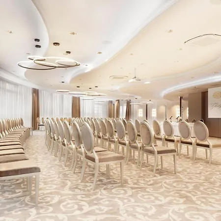 Golden Key, 4 Stars Superior 4* Nitra